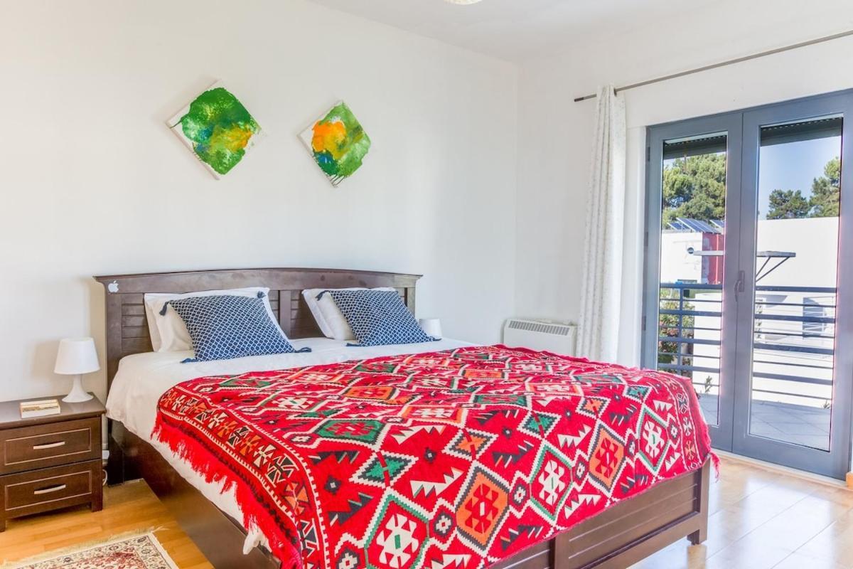 3 Bedroom Villa With Private Pool In Палмела Екстериор снимка
